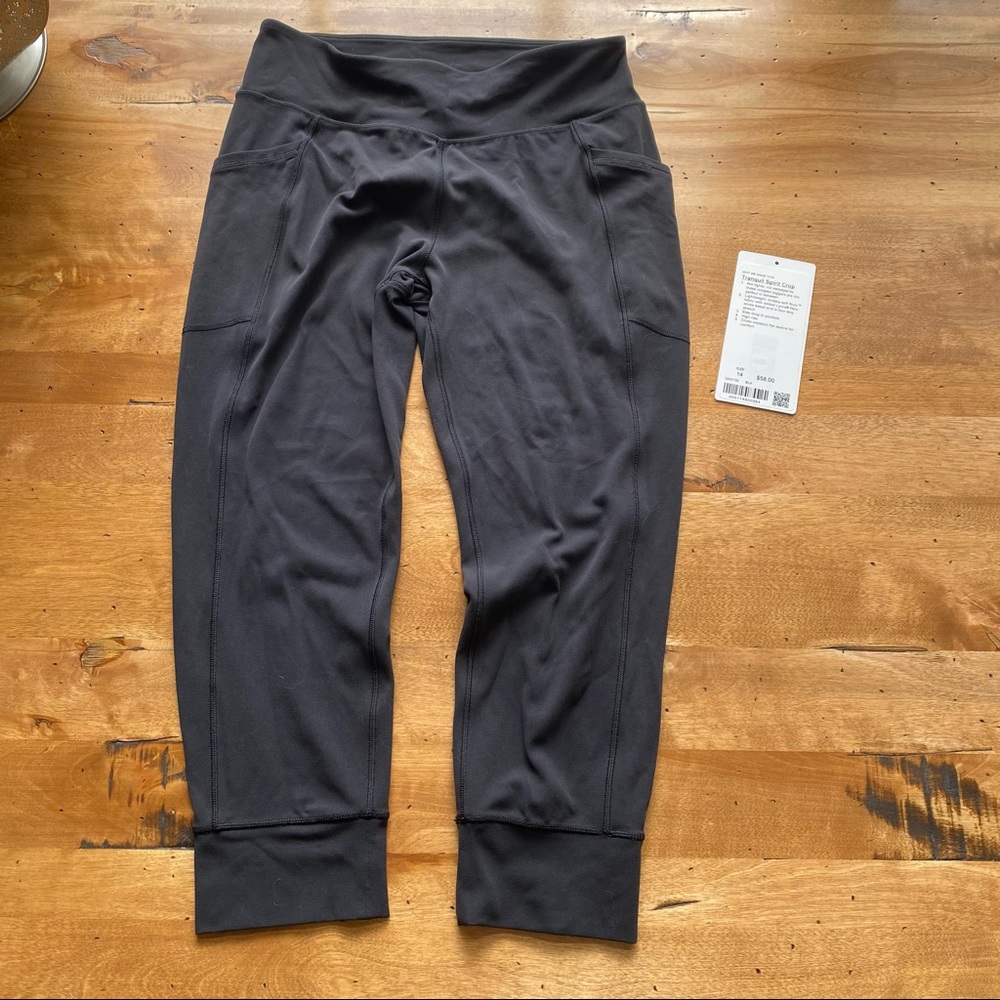 EUC [14 girl] Ivivva Tranquil Spirit Crops